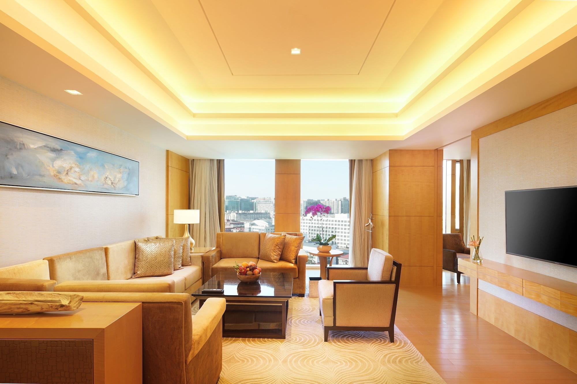 Pan Pacific Hotel